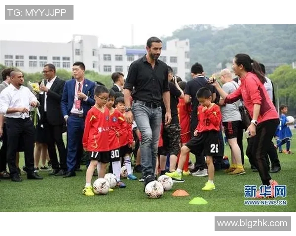 世界著名足球球星年龄分布与职业生涯长短全景解析